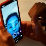 «Mamma, non riesco a parlarti. Te lo faccio dire dal mio avatar»